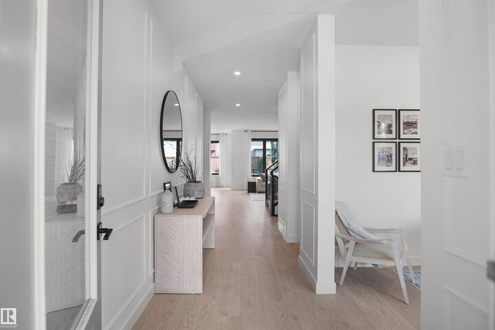 Property Photo:  815 176 Street SW  AB T6W 2X3 
