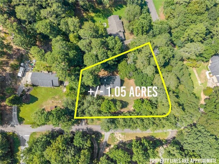 Property Photo: 4444 Bos Way GA 30052