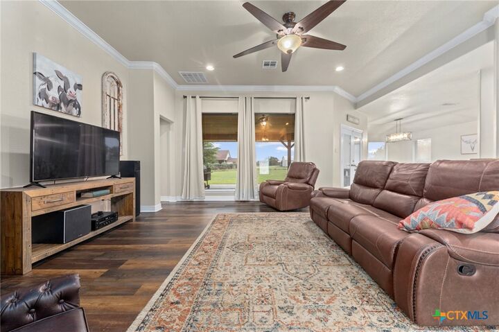 Property Photo:  770 County Road 3371  TX 76539 