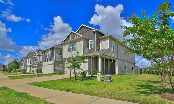 Property Photo: 3902 Deledda Drive TX 77493