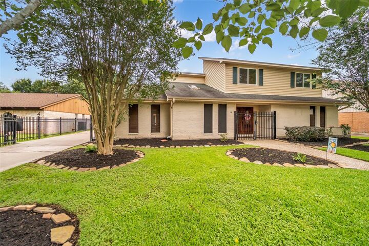 Property Photo:  4303 Long Grove Drive  TX 77586 
