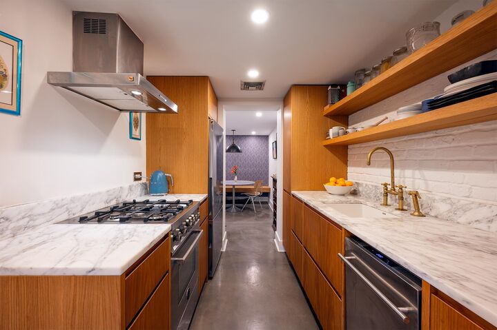 Property Photo: 231 7th St 1 NJ 07302