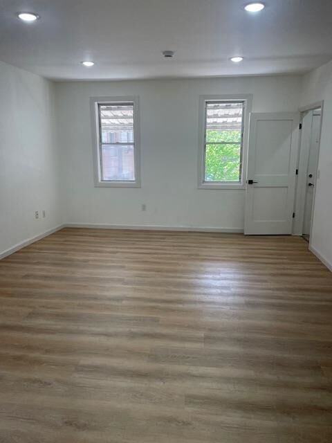 Property Photo:  20 Rock St 2  NJ 07306 