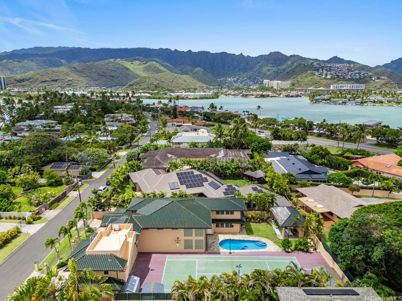 Property Photo:  282 Portlock Road  HI 96825 