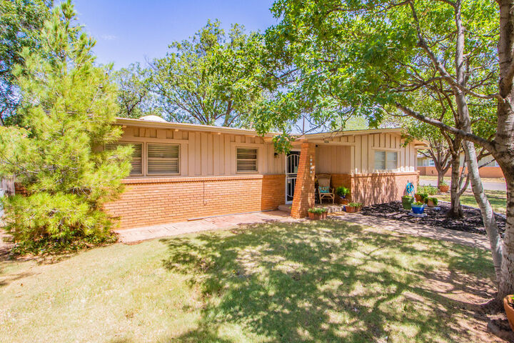 Property Photo:  3502 47th Street  TX 79413 