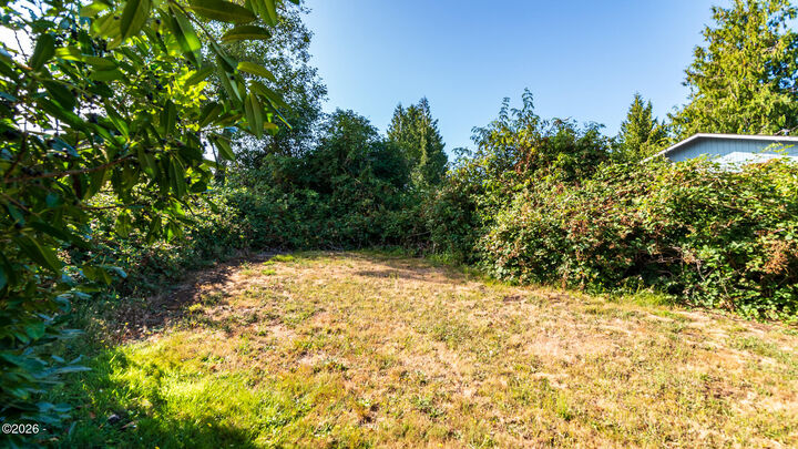 Property Photo: Tl 1 Alderview, Block 7 OR 97364