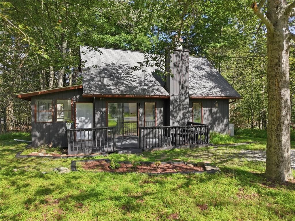 Property Photo:  9205 Westwood Drive  PA 18466 