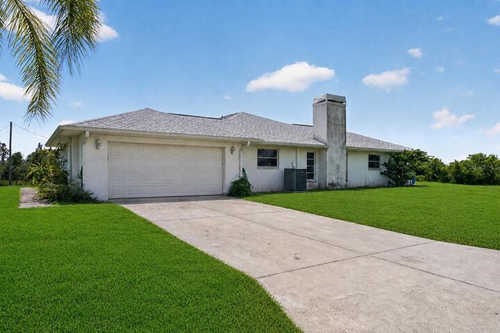 Property Photo:  5300 Cypress Grove  FL 33982 