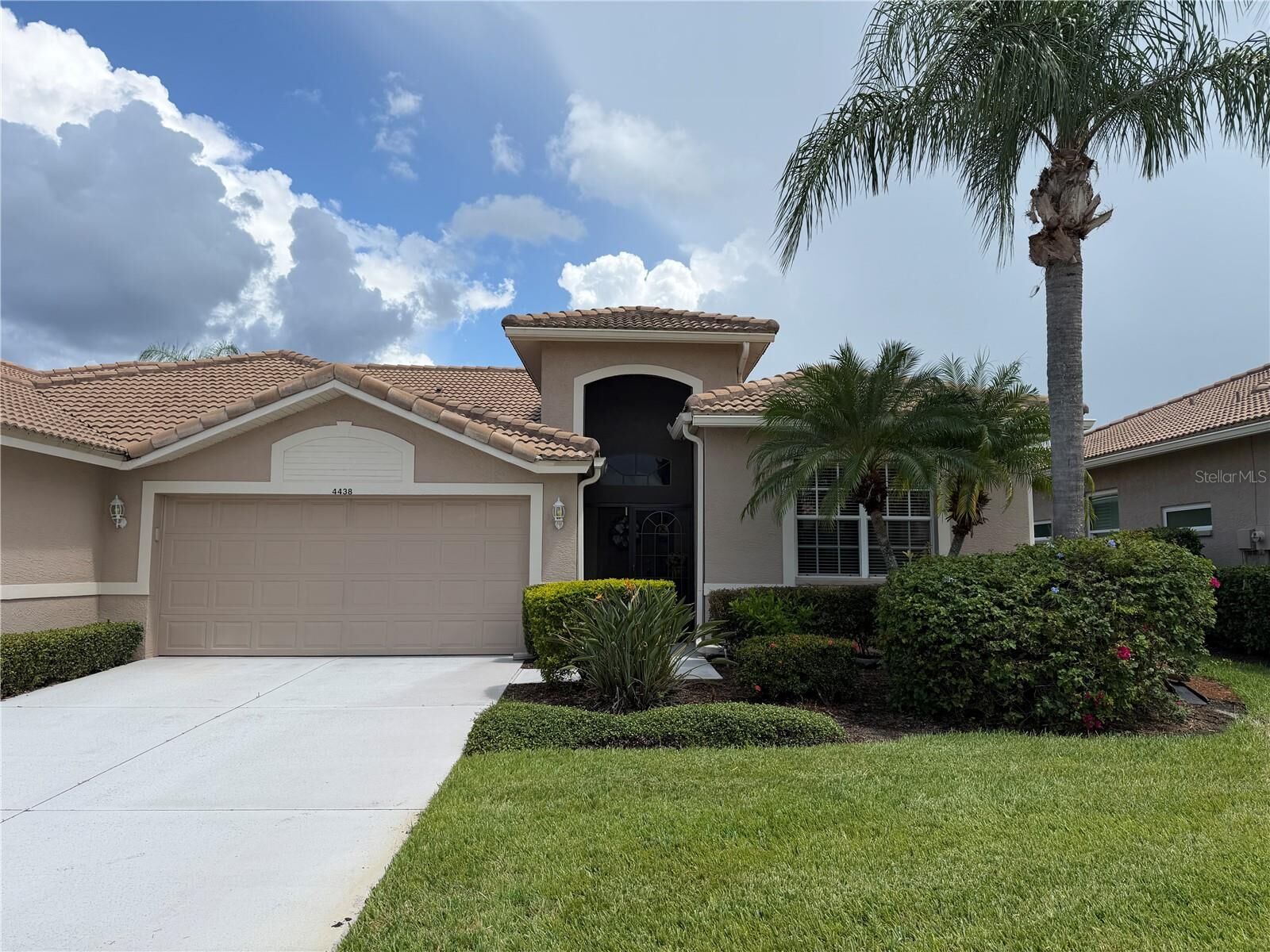 Property Photo: 4438 Samoset Drive FL 34241