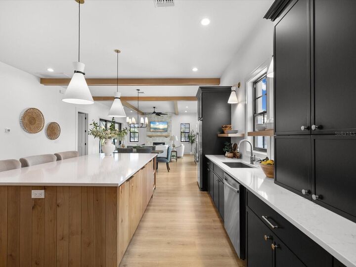 Property Photo: 2123 S Cortez Avenue FL 33629