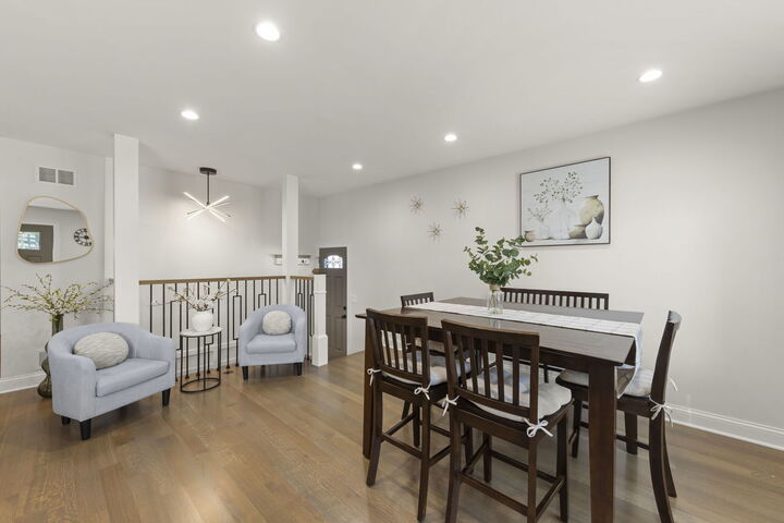 Property Photo:  822 Ronald Terrace  IL 60073 