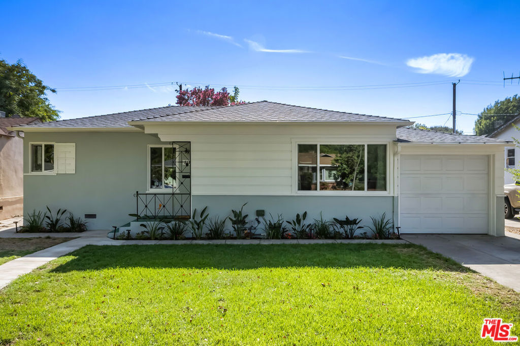 Property Photo:  811 N Keystone Street  CA 91506 