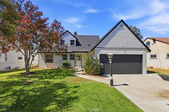 Property Photo: 3862 San Marcos Avenue CA 92504