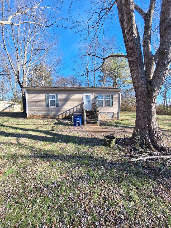 Property Photo:  404 Lawrence Ave  TN 37034 