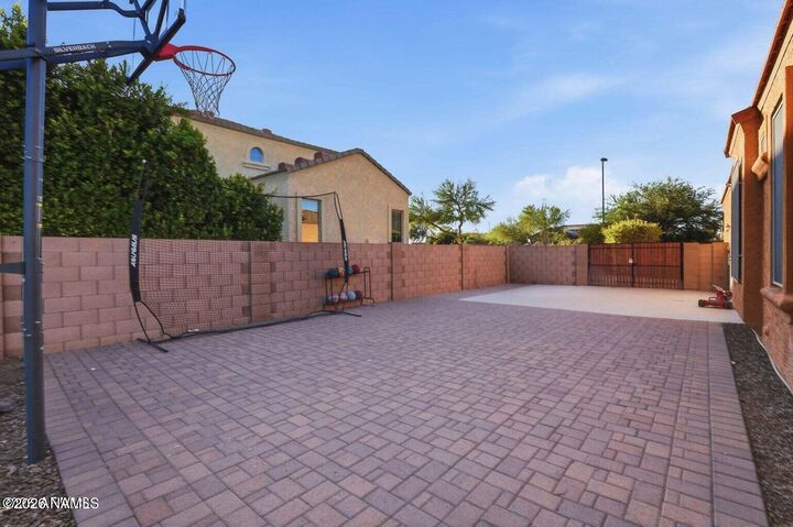 Property Photo:  6615 W Leiber Place  AZ 85310 