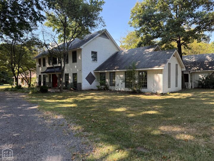 Property Photo: 177 S Oak AR 72321
