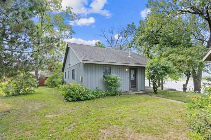 Property Photo: 1366 S River Road WI 54622