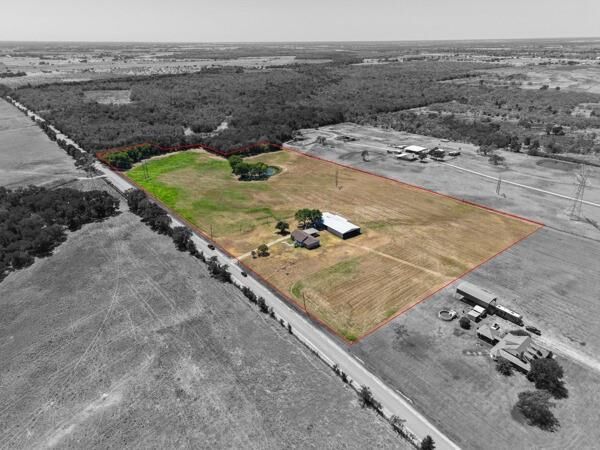 Property Photo: 7140 County Road 146 TX 75142
