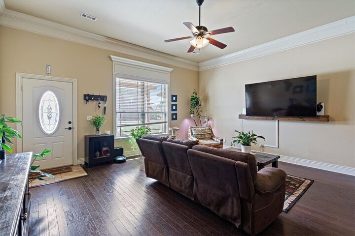Property Photo: 3220 Springhill Avenue AR 72762