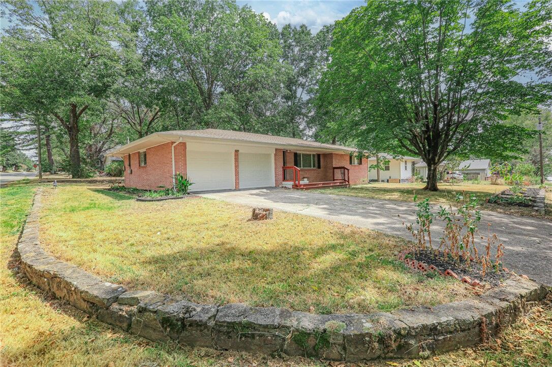 Property Photo:  411 Kate Smith Street  AR 72753 