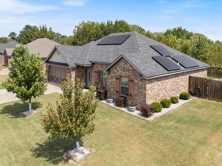 Property Photo: 1621 Citation Lane AR 72753