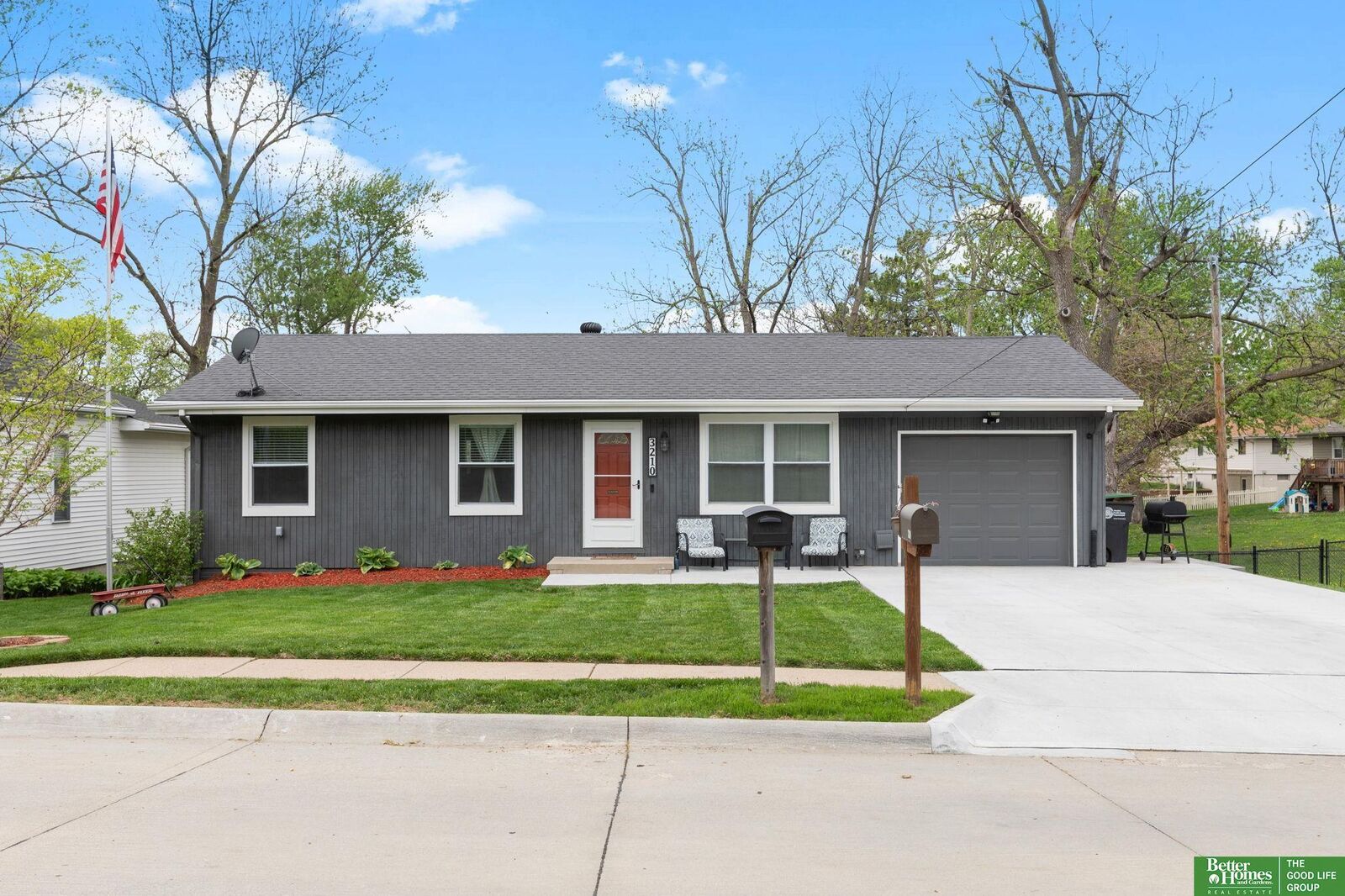 Property Photo:  3210 N Main Street  NE 68022 