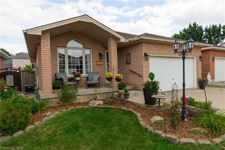 Property Photo: 54 Republic Avenue ON L9B 2G7