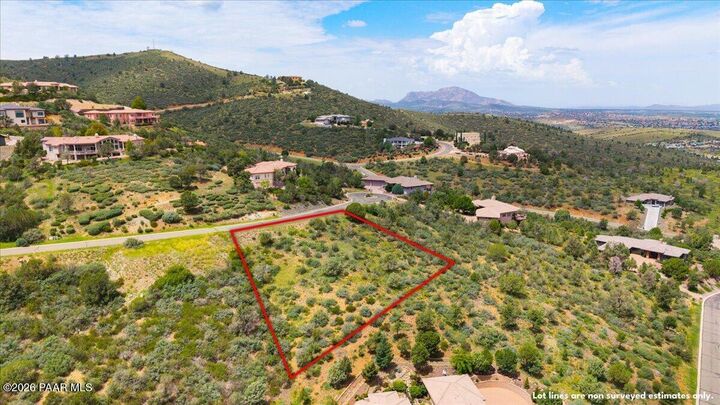 Property Photo:  307 Silverhill Circle  AZ 86303 