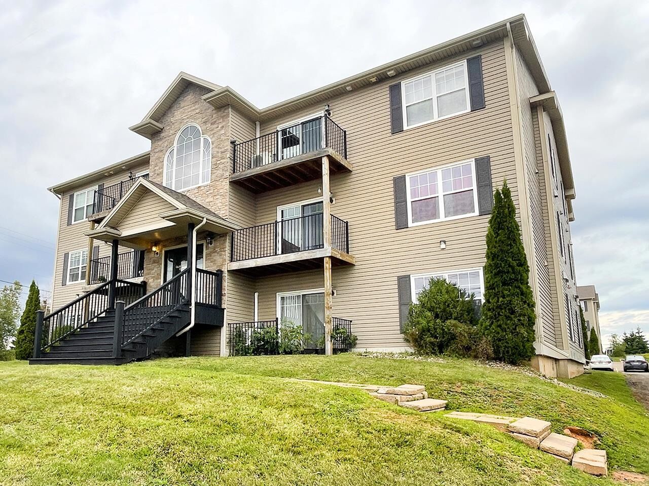 Property Photo: 53 Glen Stewart Drive 203 PE C1B 2A8