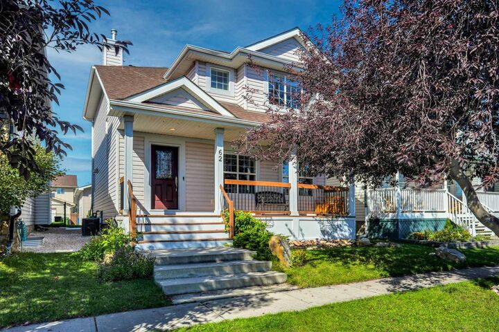 62 Prestwick Landing SE — photo 1