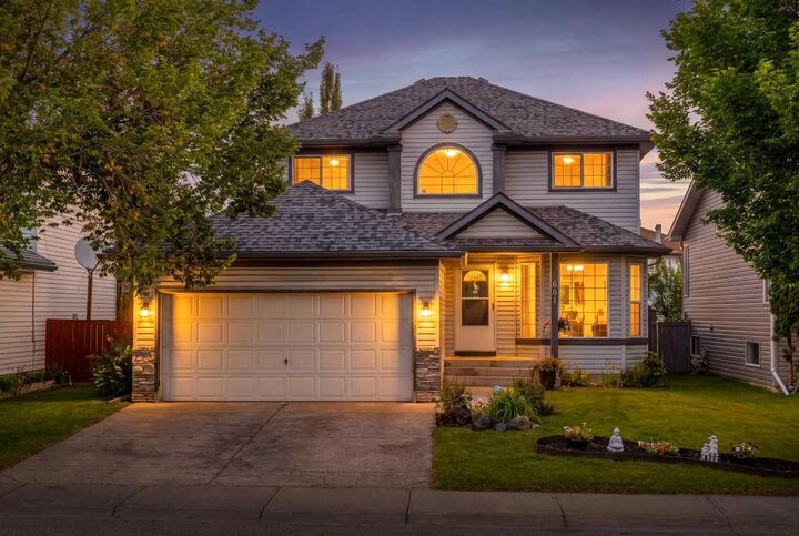 681 Harvest Hills Drive NE — photo 1