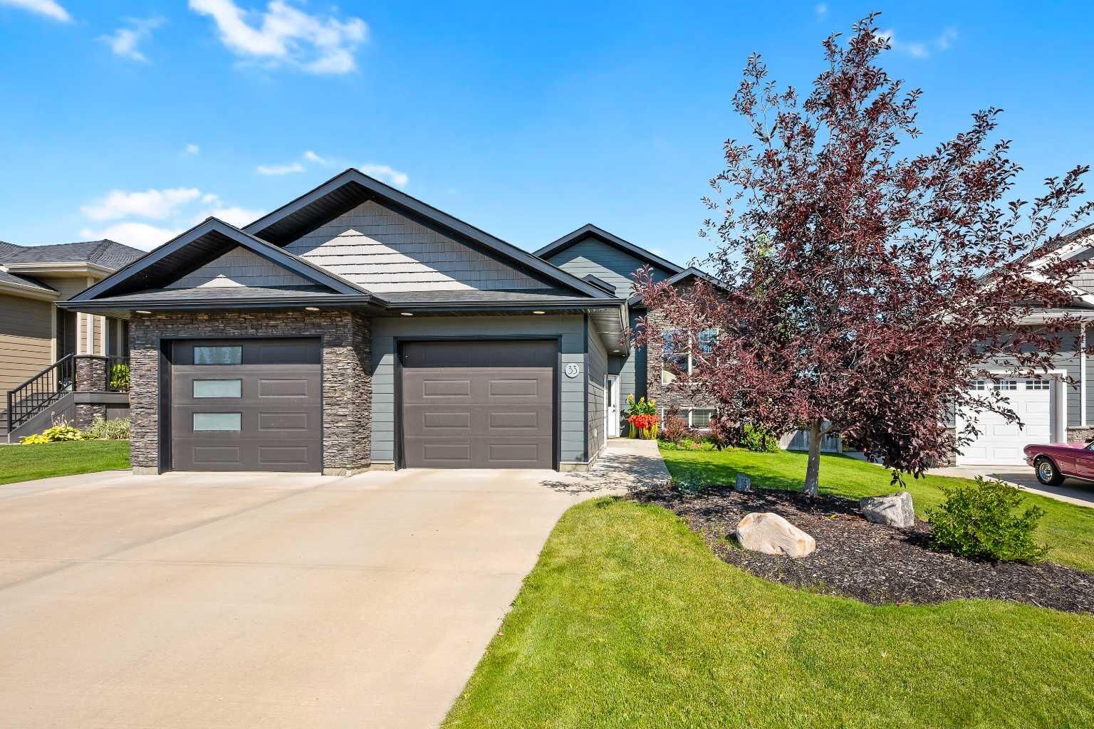 Property Photo:  2715 73 Avenue 33  AB T9V 3L7 