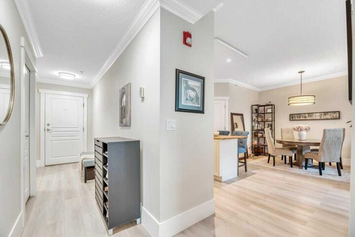 Property Photo:  4 14 Street NW 210  AB T2N 1Z4 