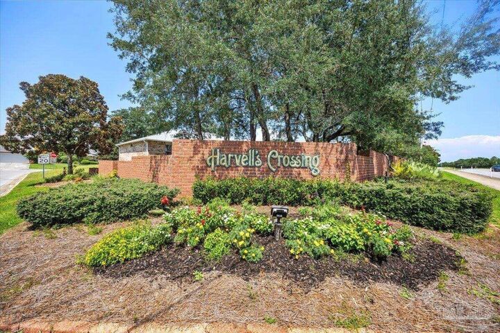 Property Photo: 2511 Stormy Cir FL 32566
