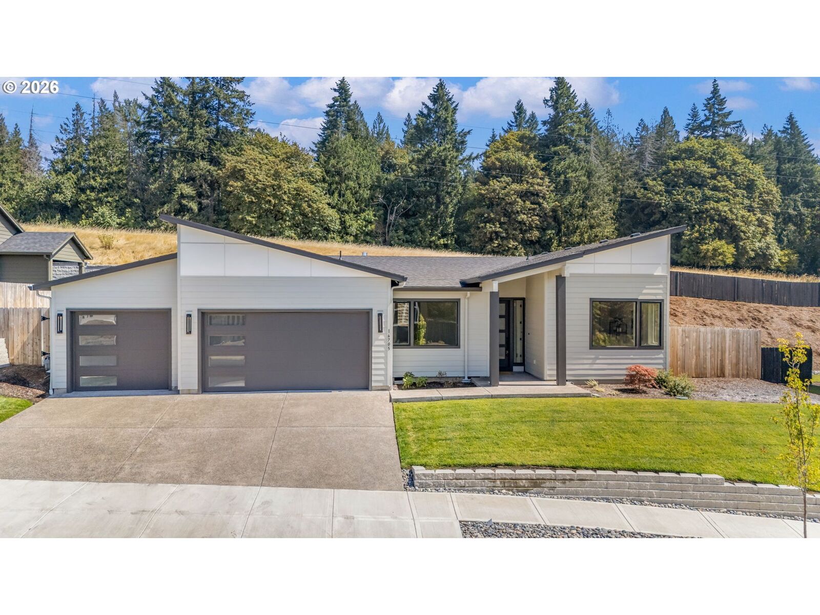 Property Photo: 16705 NE 38th Ave WA 98686