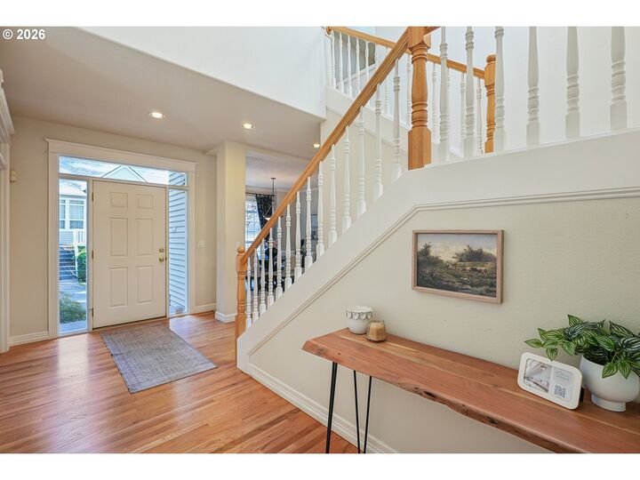 Property Photo:  6209 SW Canby St  OR 97219 
