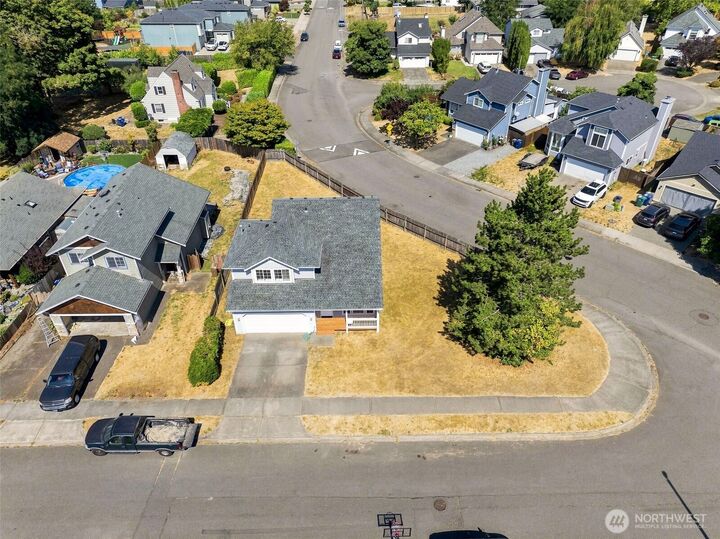 Property Photo:  6521  26th St NE  WA 98422 