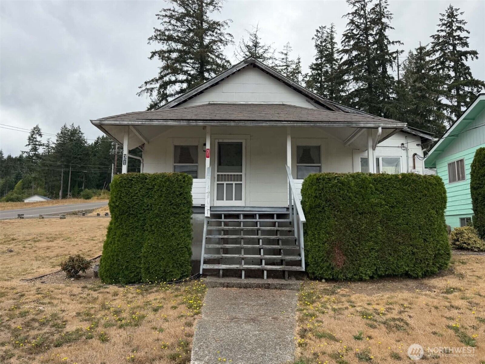 Property Photo: 31 E North Wheelwright Street WA 98524