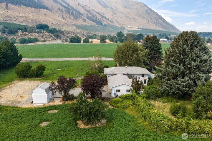 Property Photo: 18 Cedar Avenue WA 98812