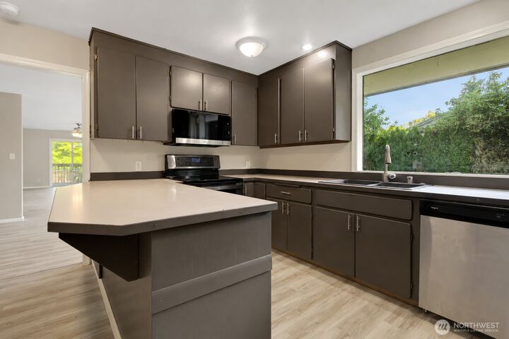 Property Photo:  16507  122nd Avenue E  WA 98374 