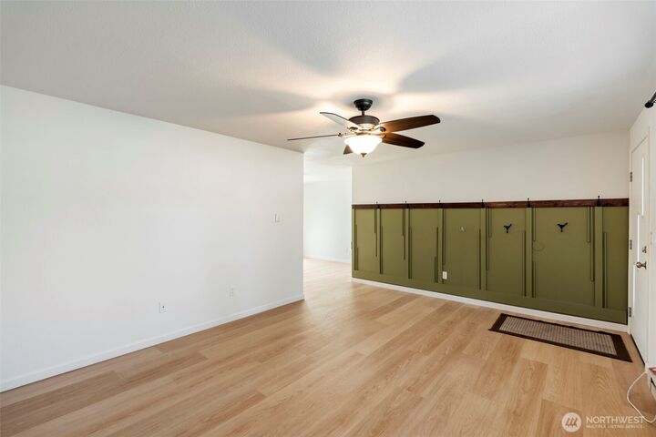 Property Photo:  8825  Quinault Drive NE  WA 98516 