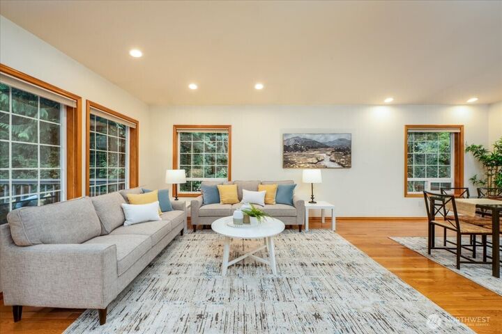 Property Photo:  4901  Fowler Avenue  WA 98203 