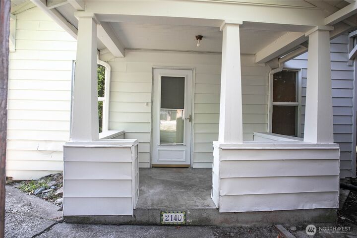 Property Photo: 2140 Harris Avenue WA 98225