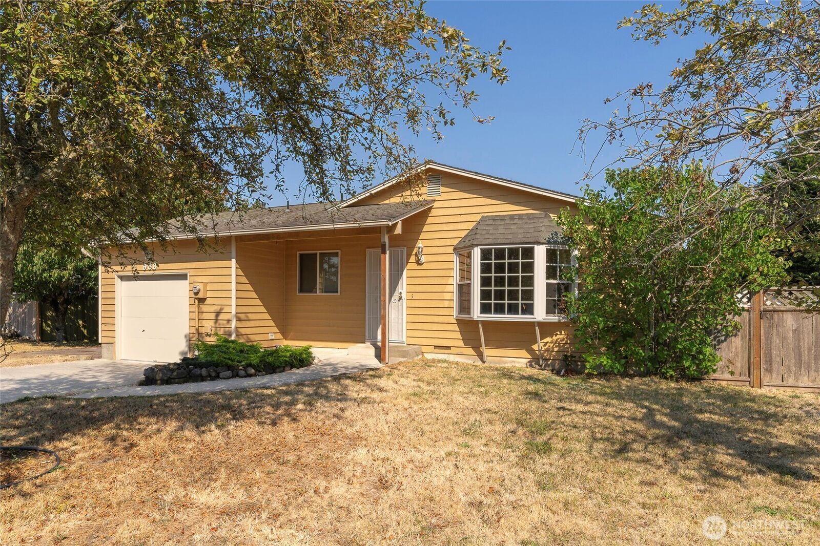 Property Photo:  988  Ridgeway Drive  WA 98277 