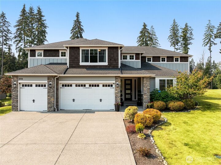 Property Photo:  11714  137th Drive NE  WA 98258 