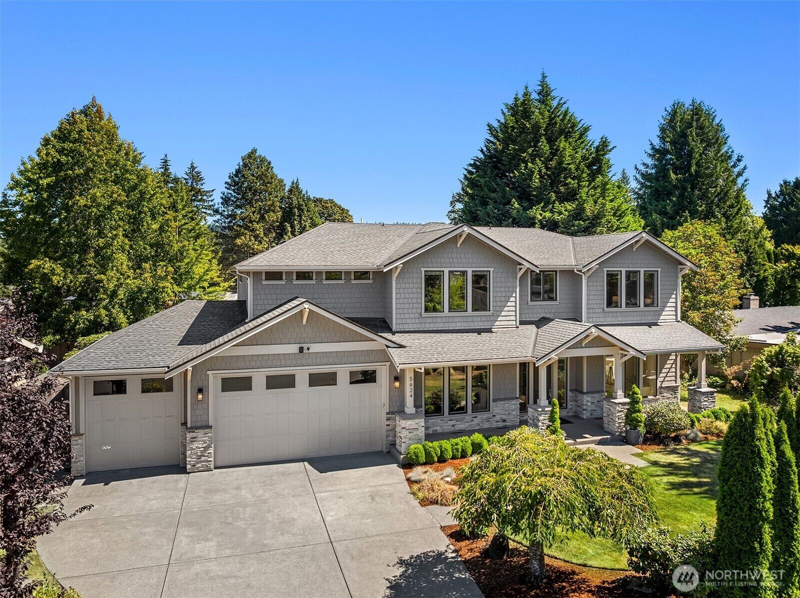Property Photo: 5624 117th Ave SE WA 98006