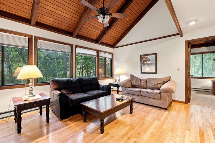 Property Photo:  6 Lookout Trace  IL 61036 