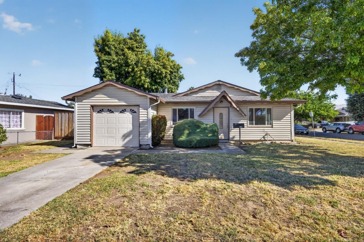 Property Photo:  2720 Puccini Avenue  CA 95122 