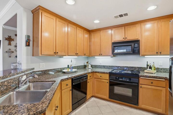Property Photo:  1310 Saddle Rack Street 314  CA 95126 