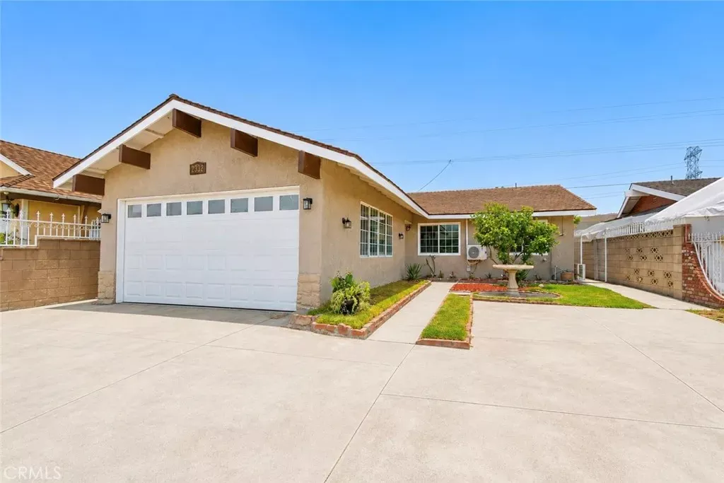 Property Photo: 2332 Silverbay CA 91732